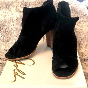 42 Gold Black Open Toe Booties